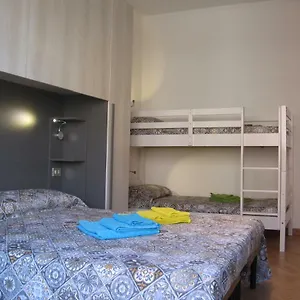 Apartament M1 Pasteur Holiday, Mediolan